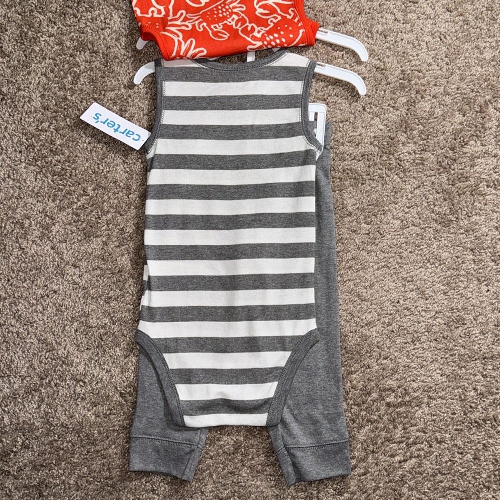 🦀 Carter’s Set - Picture 3 of 6